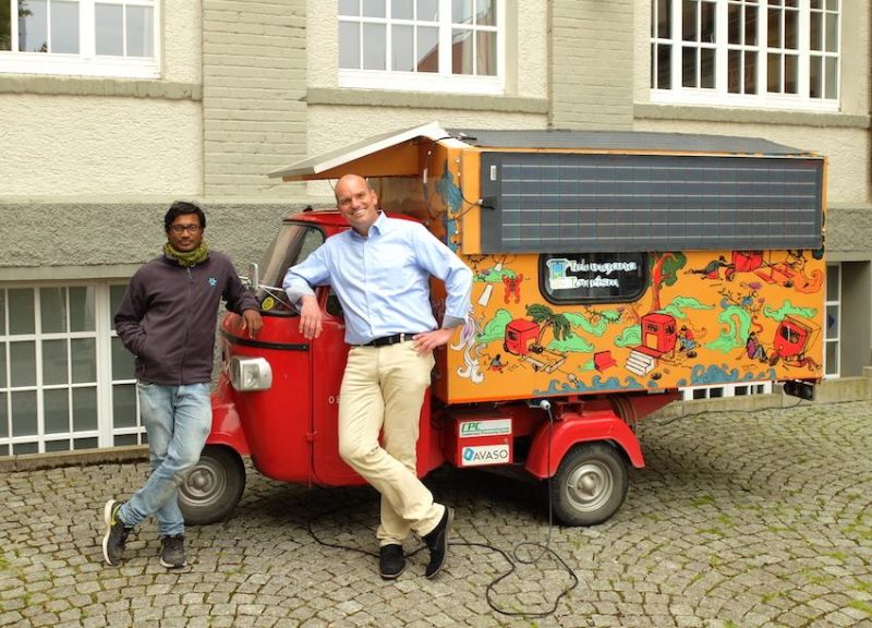 India to London in a solar-powered auto rickshaw-3