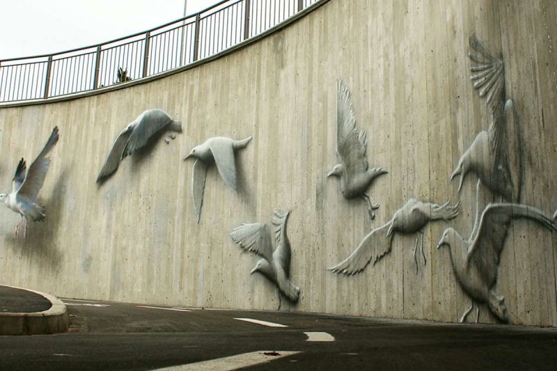 Italian-artist-bird-mural-eron