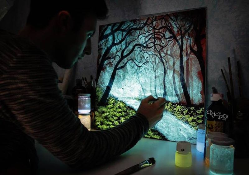 Crisco-Art-Glow-in-the-Dark-Painting-5