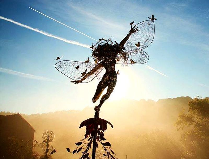 FantasyWire’s dramatic wire sculptures portray ‘fairies in motion’