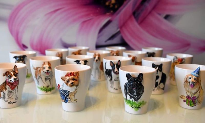 Camelia Rolea Creates Handmade 3D Sculptures of Pets on Mugs