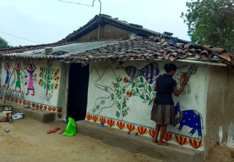 Madhubani wall murals in Jharkhand depict everyday struggle of villagers