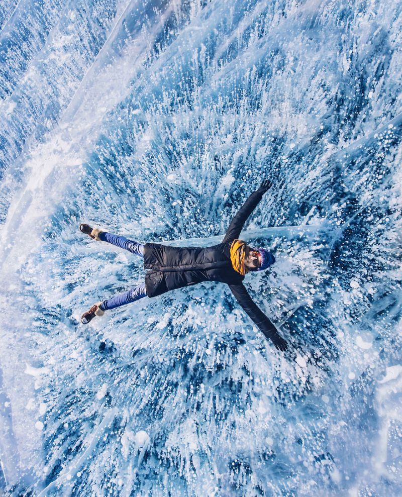 frozen-lake-baikal-by-kristina-makeeva-3