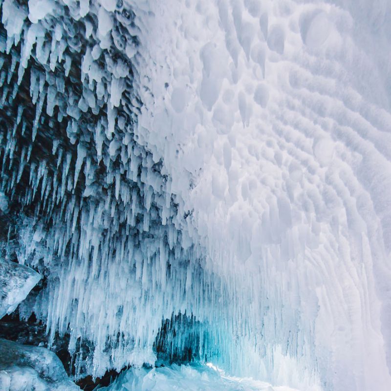 frozen-lake-baikal-by-kristina-makeeva-6