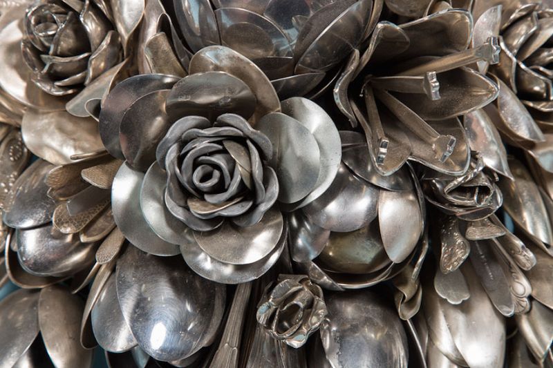 Artist turns spoons, forks and knives into bouquets-4
