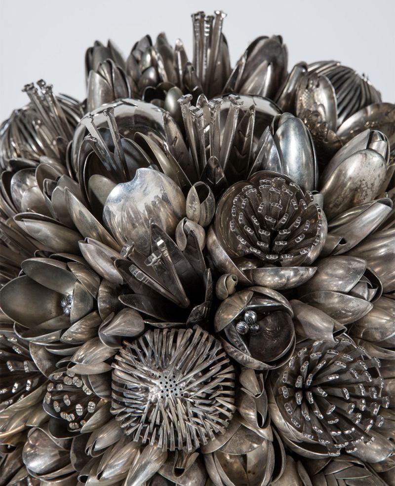 Artist turns spoons, forks and knives into bouquets -7