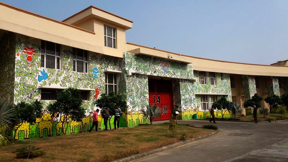 Wall Art: Madhubani-style paintings adorn the walls of Mandoli Jail