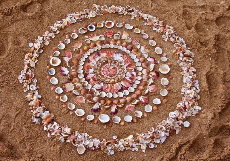 james-brunt-land art using natural materials