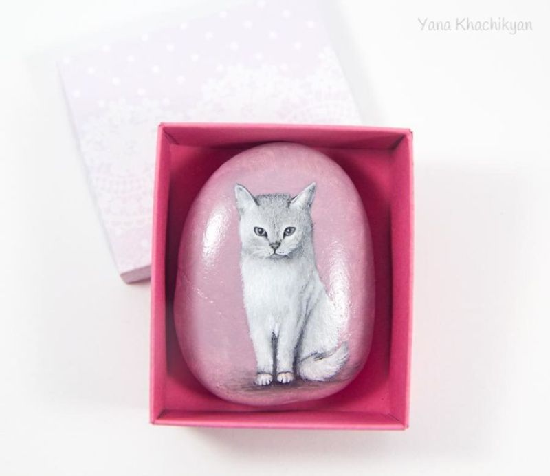 Pet Portraits on Stone by Yana Khachikyan