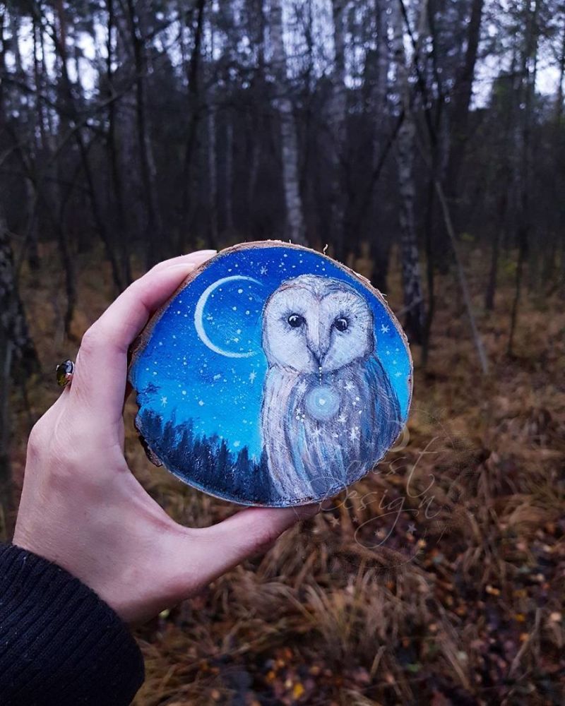 Wood Slice Paintings by Anna Kucharska